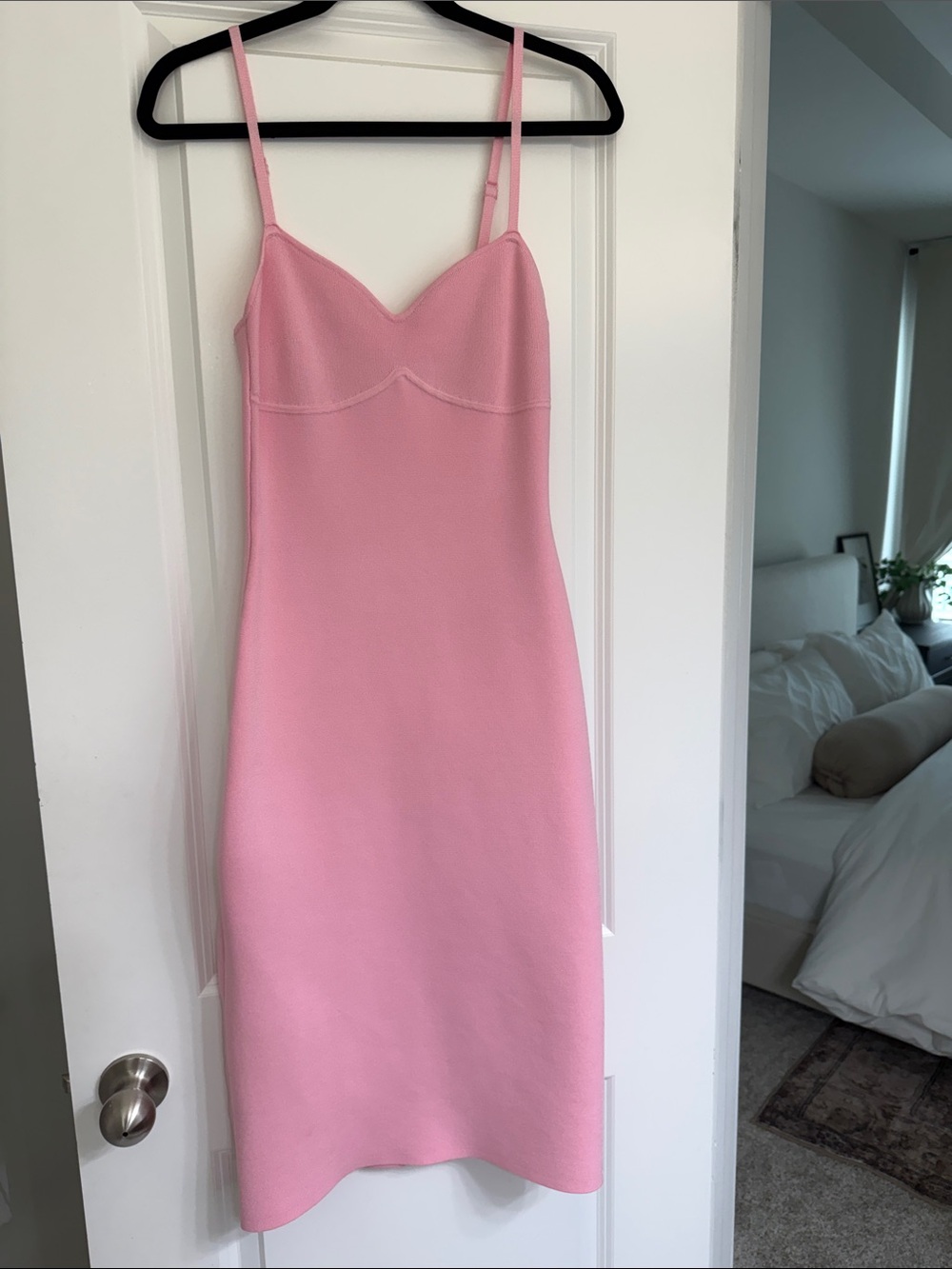 Babaton pink body contouring dress